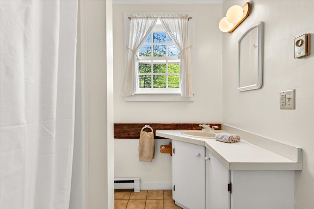 522 Vermont Route 100, Wardsboro, VT 05355