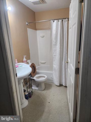 609 N 44TH ST, Philadelphia, PA 19104