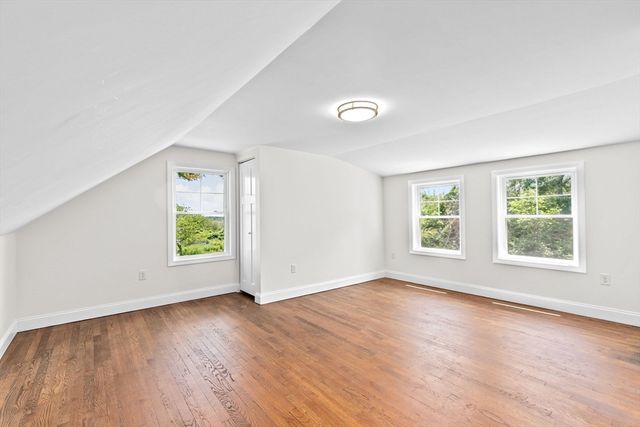 38 Siasconset Dr, Bourne, MA 02562