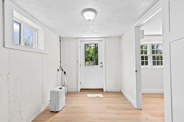 38 Siasconset Dr, Bourne, MA 02562