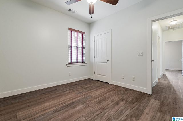 1044 CRAWFORD COURT, Chelsea, AL 35043