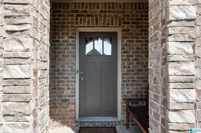 1044 CRAWFORD COURT, Chelsea, AL 35043