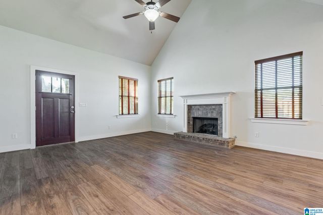 1044 CRAWFORD COURT, Chelsea, AL 35043
