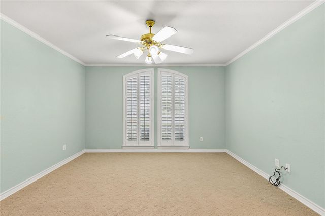 6400 Creekside Drive, Greenville, TX 75402