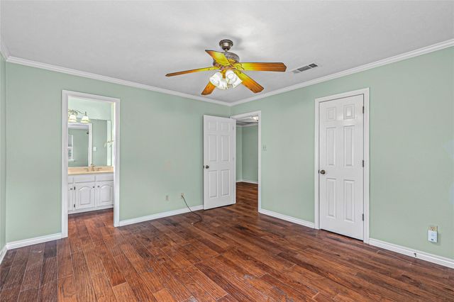 6400 Creekside Drive, Greenville, TX 75402