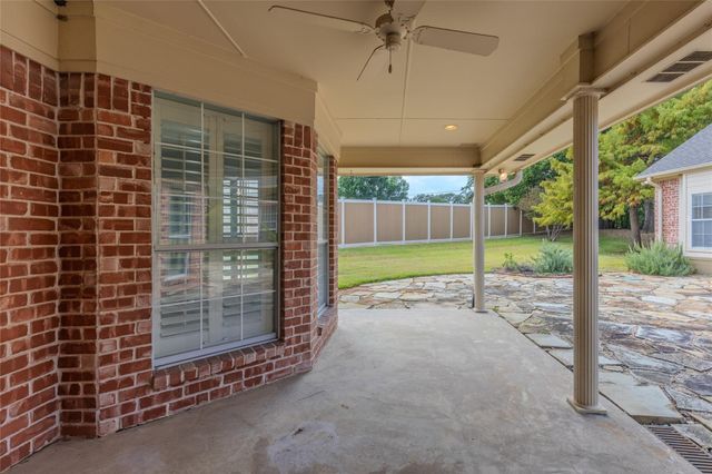 6400 Creekside Drive, Greenville, TX 75402