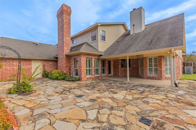 6400 Creekside Drive, Greenville, TX 75402