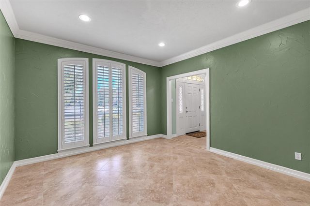 6400 Creekside Drive, Greenville, TX 75402