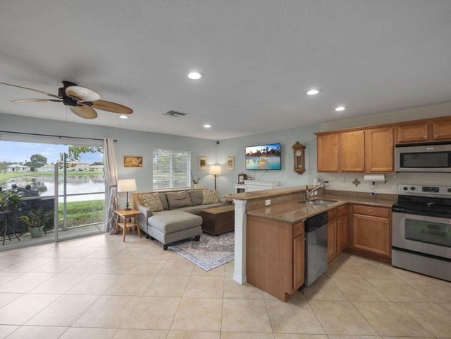 2544 SW Marshfield Court, Port St Lucie, FL 34953