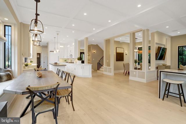 710 N HIGHLAND ST, Arlington, VA 22201