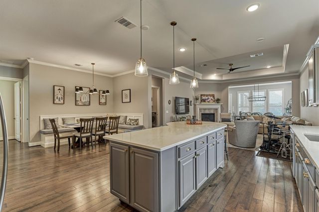 108 Wild Wick Way, Spring, TX 77382