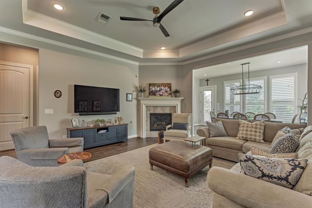 108 Wild Wick Way, Spring, TX 77382