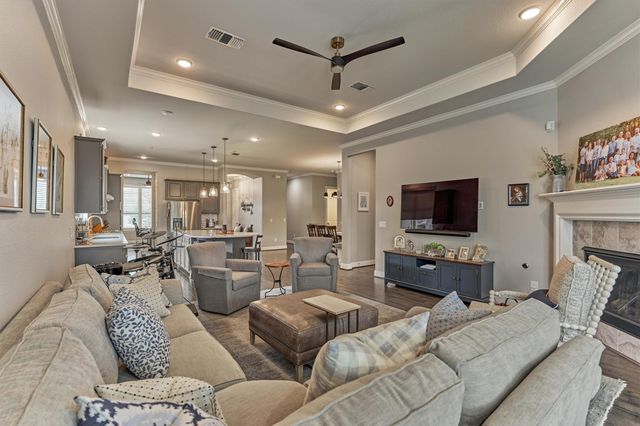 108 Wild Wick Way, Spring, TX 77382