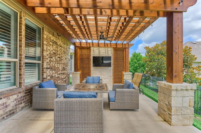 108 Wild Wick Way, Spring, TX 77382