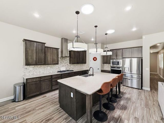 12277 CLIFTON HILL Road, Horizon City, TX 79928