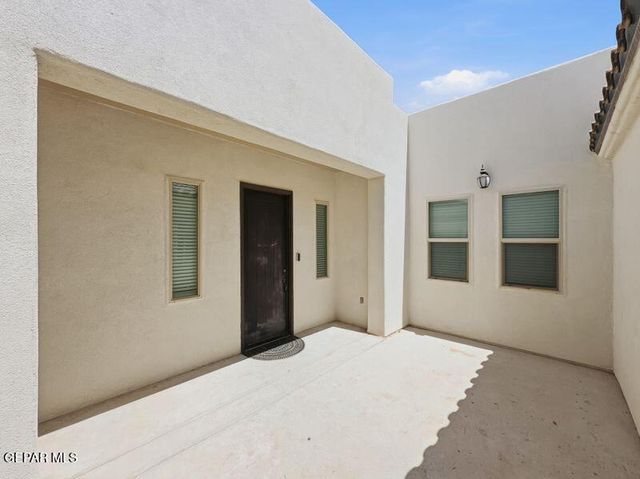 12277 CLIFTON HILL Road, Horizon City, TX 79928