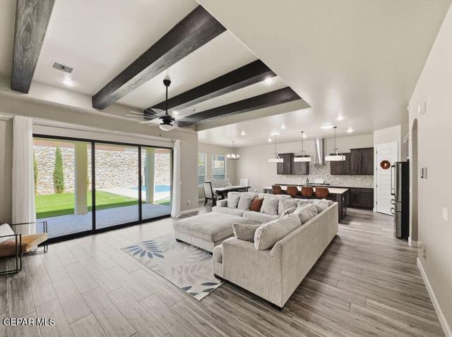 12277 CLIFTON HILL Road, Horizon City, TX 79928