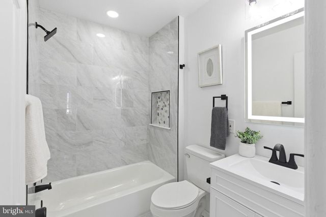 1020 CARRINGTON AVE, Capitol Heights, MD 20743