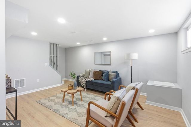 1020 CARRINGTON AVE, Capitol Heights, MD 20743