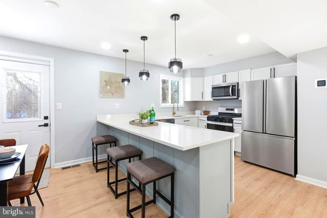 1020 CARRINGTON AVE, Capitol Heights, MD 20743