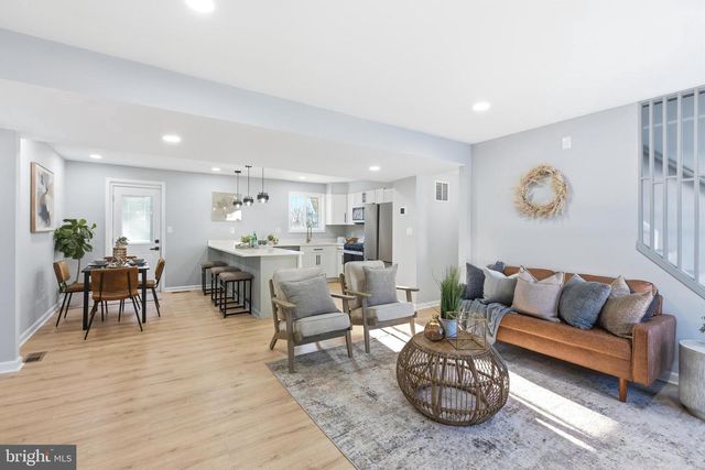 1020 CARRINGTON AVE, Capitol Heights, MD 20743