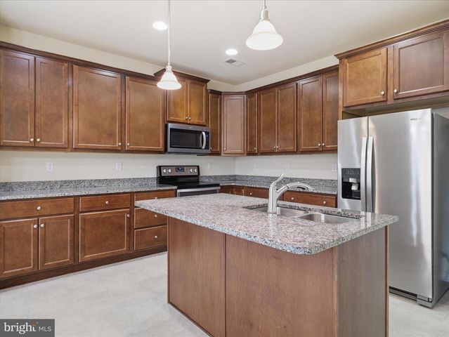 127 OFLANNERY CT, Martinsburg, WV 25403