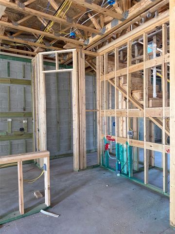 3601 E TAMPA CIRCLE, Tampa, FL 33629