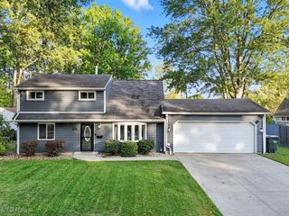 955 Davis Avenue, Cuyahoga Falls, OH 44221