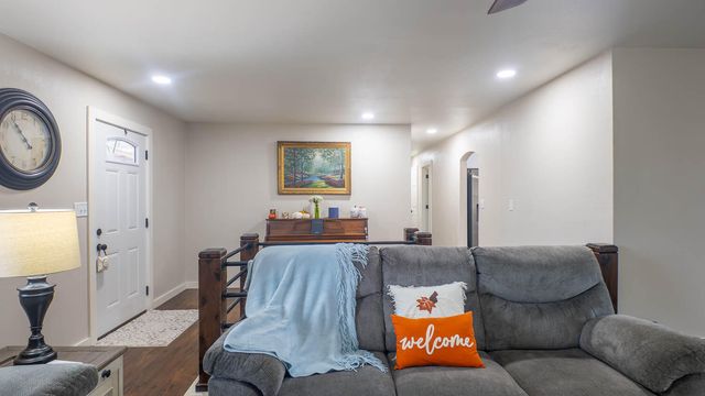 390 Hidden Hill Road, Mammoth Spring, AR 72554