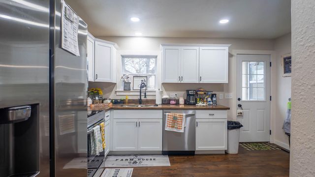 390 Hidden Hill Road, Mammoth Spring, AR 72554