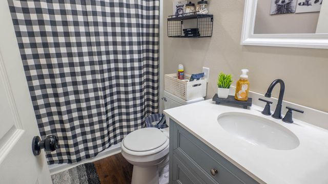 390 Hidden Hill Road, Mammoth Spring, AR 72554