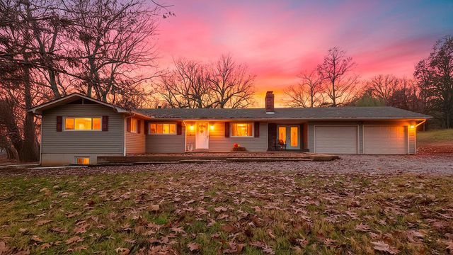 390 Hidden Hill Road, Mammoth Spring, AR 72554