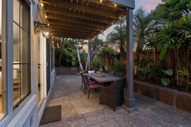 6442 Kinglet Way, Carlsbad, CA 92011