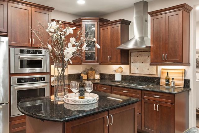 6442 Kinglet Way, Carlsbad, CA 92011
