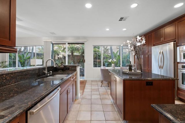 6442 Kinglet Way, Carlsbad, CA 92011