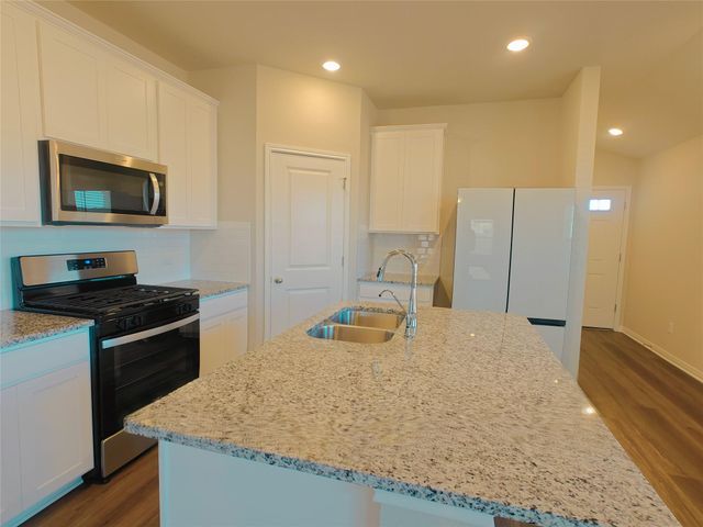 505 View DR, Georgetown, TX 78628