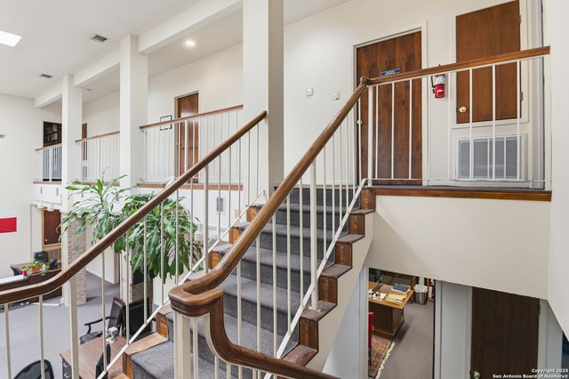 113 W Gonzales, Seguin, TX 78155