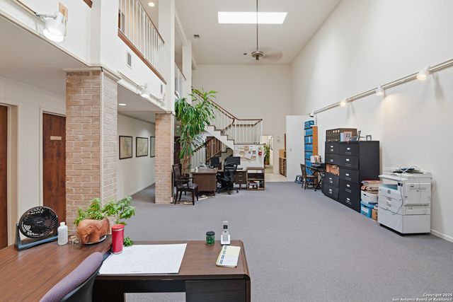 113 W Gonzales, Seguin, TX 78155