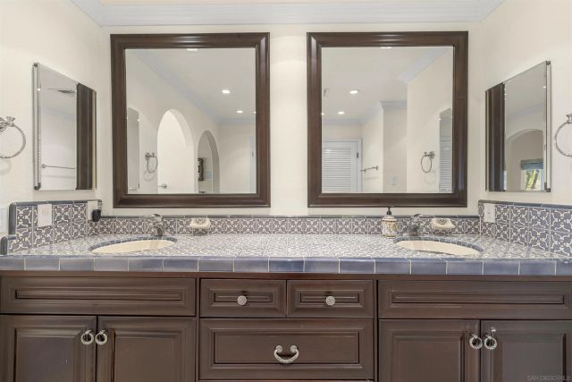 1315 Macadamia Drive, Fallbrook, CA 92028