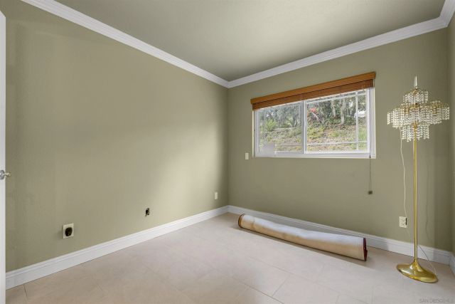 1315 Macadamia Drive, Fallbrook, CA 92028