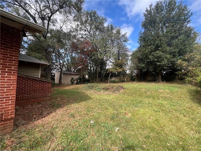 5 G Avenue, Gainesville, GA 30504