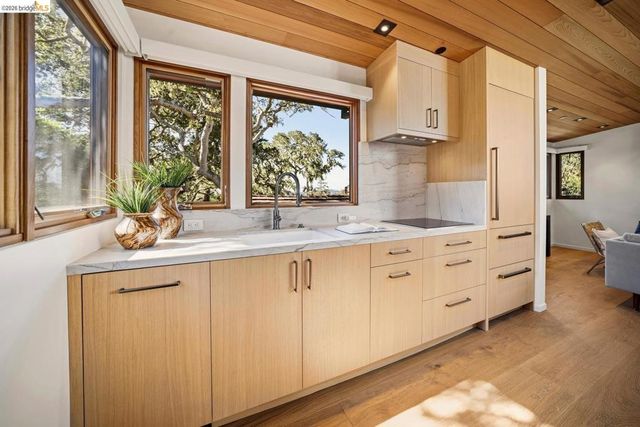 9 NW Of Ocean On Casanova ST, Carmel By The Sea, CA 93921