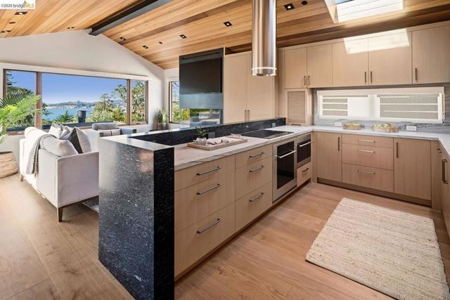 9 NW Of Ocean On Casanova ST, Carmel By The Sea, CA 93921