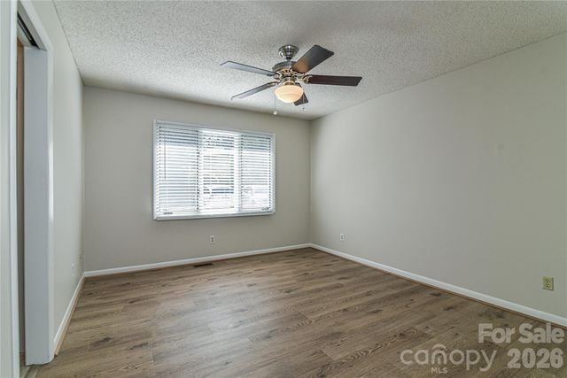 63 Hollybrook Drive, Asheville, NC 28803