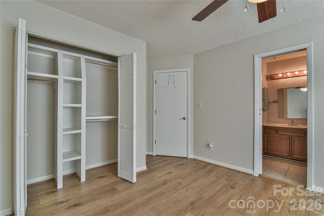 63 Hollybrook Drive, Asheville, NC 28803