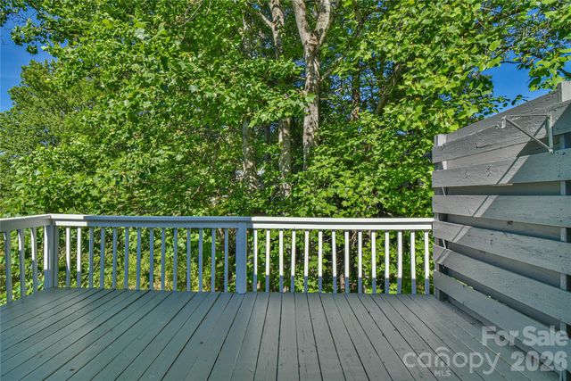 63 Hollybrook Drive, Asheville, NC 28803