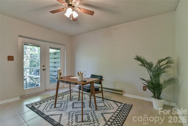 63 Hollybrook Drive, Asheville, NC 28803