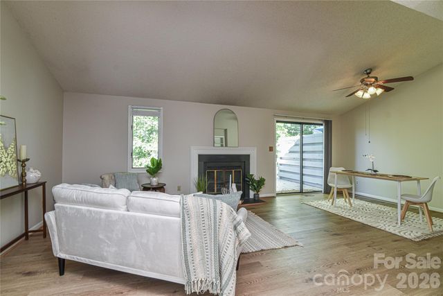 63 Hollybrook Drive, Asheville, NC 28803