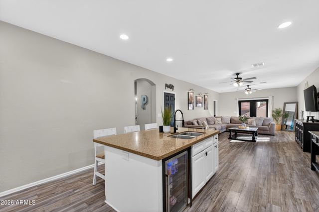 9355 W ADAMS Street, Tolleson, AZ 85353