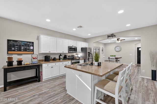 9355 W ADAMS Street, Tolleson, AZ 85353